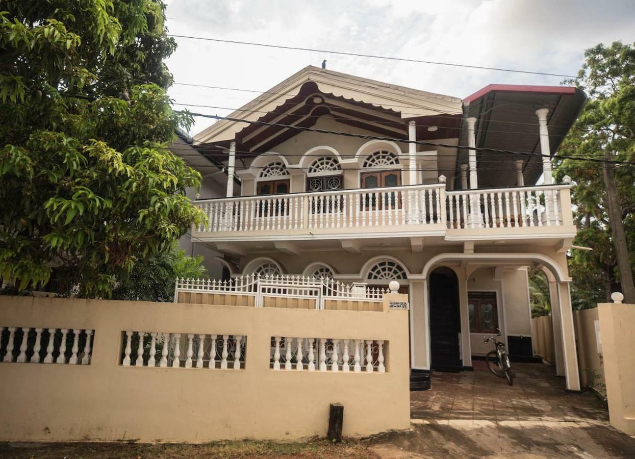 Neverbeen To Lagoon Town Apartment Batticaloa Bagian luar foto
