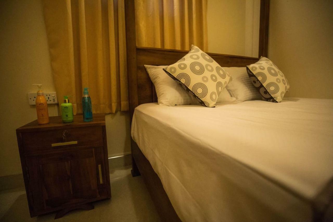 Neverbeen To Lagoon Town Apartment Batticaloa Bagian luar foto